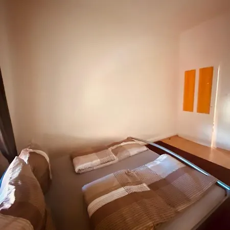 Apartment Ruhige Gemuetliche Altbau In Zentraler Lage Wiesbaden